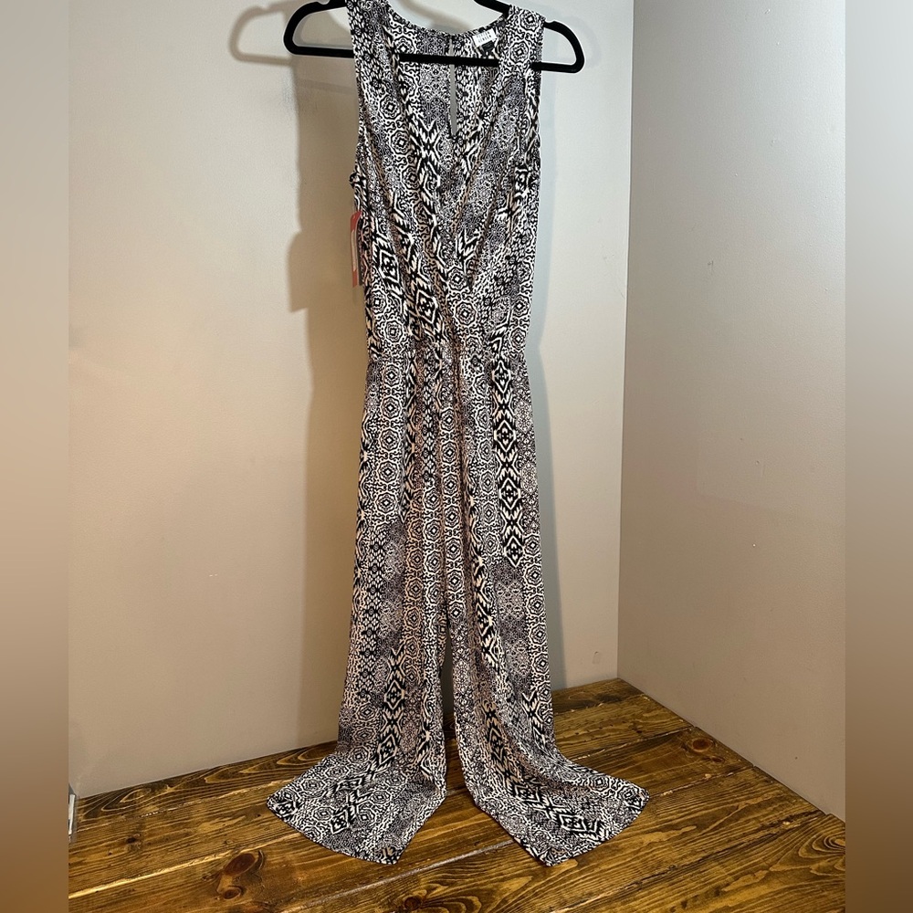 NWT Evereve Peyton Jensen Aria Flyaway Pant Jumpsuit Size Small
